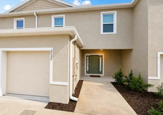 Photo 1 of Townhouse for sale at 2732 Silver Canoe Dr, Edgewater, FL 32141 | MLS# V4950630 | Listing updated on 2026-09-02