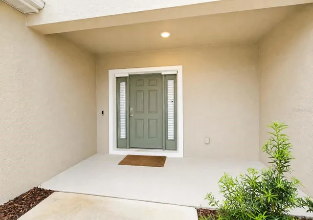 Photo 3 of Townhouse for sale at 2732 Silver Canoe Dr, Edgewater, FL 32141 | MLS# V4950630 | Listing updated on 2026-09-02