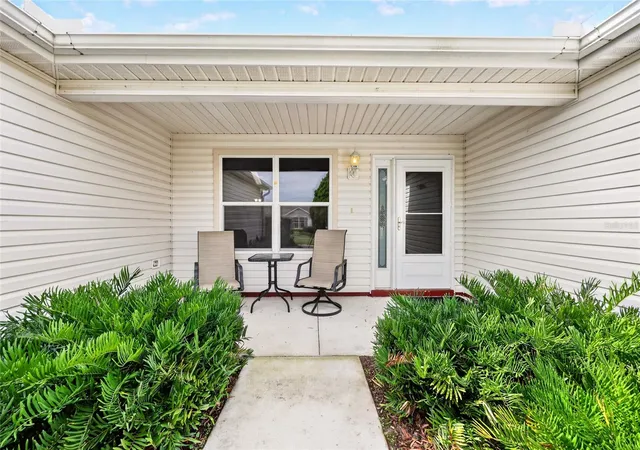 4th image of 168 Palermo Pl, Lady Lake, FL 32159 | MLS# O6431997