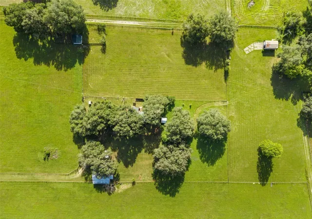 Photo 3 of Manufactured home for sale at 360 Se & 390 30th Ave, Trenton, FL 32693 | MLS# GC542594 | Listing updated on 2026-08-23