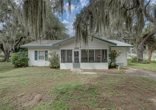 2nd image of 1000 Alton St, Avon Park, FL 33825 | MLS# B4902327