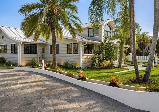 4th image of 604 Norsota Wy, Sarasota, FL 34242 | MLS# A4702465