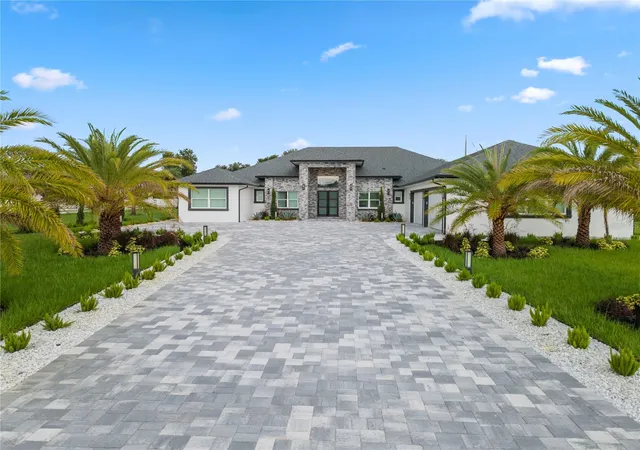 4th image of 34435 Donna Vista Pl, Eustis, FL 32736 | MLS# O6432007