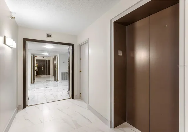 Photo 2 of Condo for sale at 3301 Bayshore Blvd #509A, Tampa, FL 33629 | MLS# TB8537173 | Listing updated on 2026-09-04