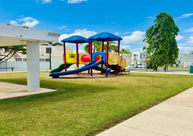 Photo 66 of Single family home for sale at Plaza De Las Fuentes, Toa Alta, PR 00953 | MLS# PR9123285 | Listing updated on 2026-08-10