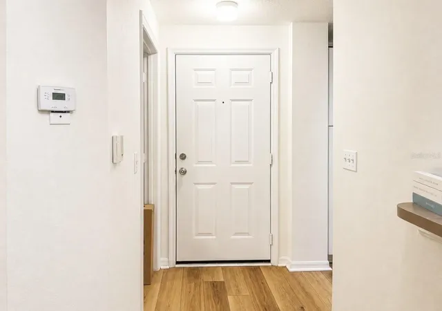 Photo 3 of Condo for sale at 5572 Metrowest Blvd #203, Orlando, FL 32811 | MLS# O6432022 | Listing updated on 2026-08-25