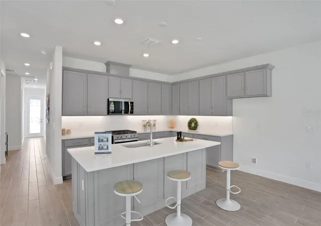Photo 4 of Single family home for sale at 9124 Walcott Ln, Sarasota, FL 34240 | MLS# G5116254 | Listing updated on 2026-08-09