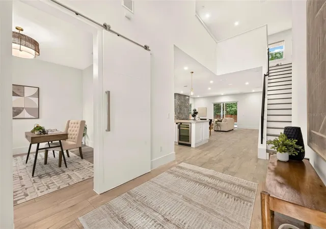 Photo 3 of Single family home for sale at 2343 Versailles Ave, Winter Park, FL 32789 | MLS# O6432029 | Listing updated on 2026-10-08