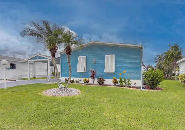Photo 3 of Manufactured home for sale at 78 Eagle Cir, Ellenton, FL 34222 | MLS# A4702483 | Listing updated on 2026-10-02