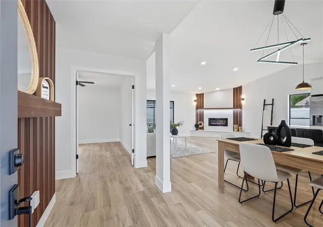 Photo 3 of Single family home for sale at 12511 Cardiff Dr, Tampa, FL 33625 | MLS# TB8537210 | Listing updated on 2026-09-29