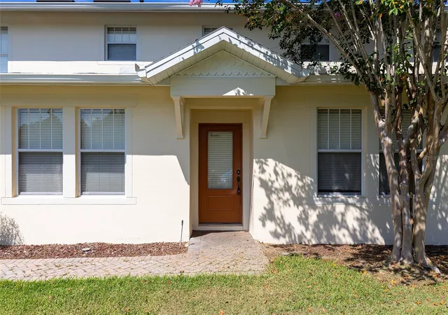 3rd image of 9866 Tivoli Villa Dr, Orlando, FL 32829 | MLS# O6432061