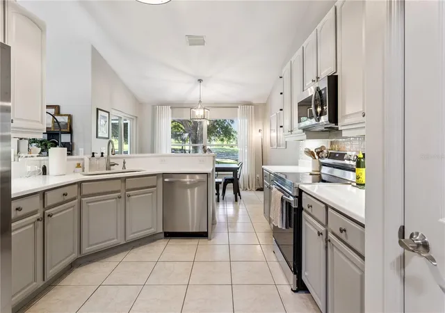 4th image of 39843 Grove Hts, Lady Lake, FL 32159 | MLS# G5116257