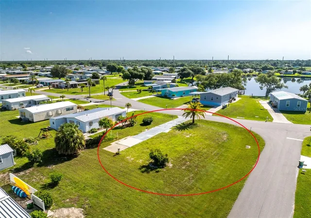 2nd image of 6323 Bob White Dr, Englewood, FL 34224 | MLS# N6145304