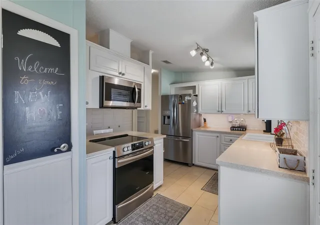 37th image of 116 Dolphin Dr S, Oldsmar, FL 34677 | MLS# TB8537217