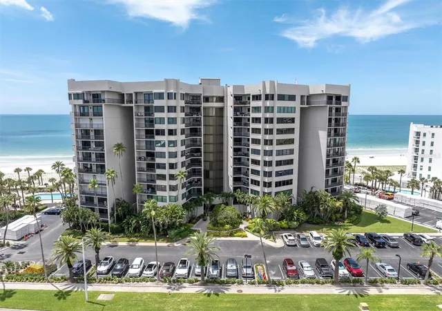 Photo 57 of Condo for sale at 1600 Gulf Blvd #617, CLEARWATER BEACH, FL 33767 | MLS# TB8537218 | Listing updated on 2026-10-17