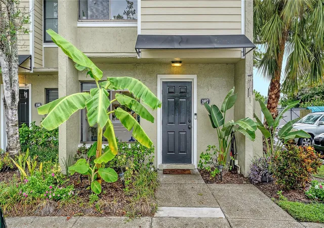 3rd image of 4906 25th St W, BRADENTON, FL 34207