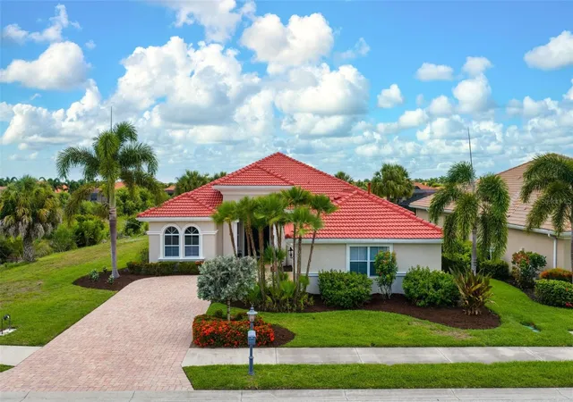 Photo 2 of Single family home for sale at 185 Medici Ter, Nokomis, FL 34275 | MLS# N6145306 | Listing updated on 2026-08-28