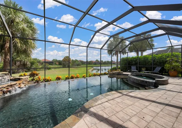 Photo 3 of Single family home for sale at 185 Medici Ter, Nokomis, FL 34275 | MLS# N6145306 | Listing updated on 2026-08-28