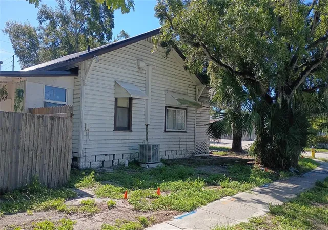 Photo 2 of Single family home for sale at 1623 7th Avenue N, Saint Petersburg, FL 33713 | MLS# O6432073 | Listing updated on 2026-08-12