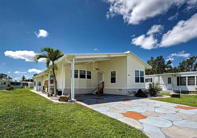 3rd image of 6562 Hikina Dr, North Port, FL 34287 | MLS# C7529395