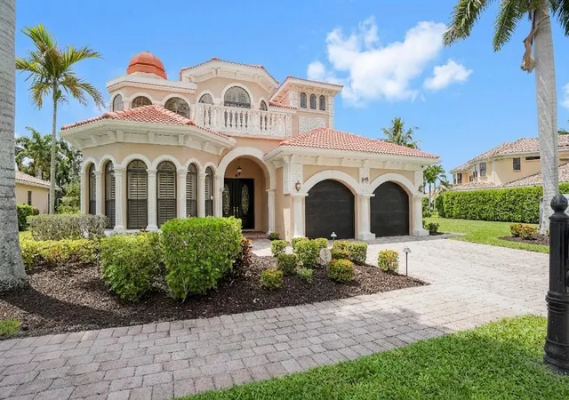 Photo 3 of Single family home for sale at 1650 Assisi Dr #16, Sarasota, FL 34231 | MLS# A4702501 | Listing updated on 2026-09-13