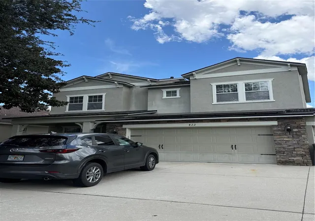 4th image of 422 Westchester Hills Ln, Valrico, FL 33594 | MLS# TB8537258