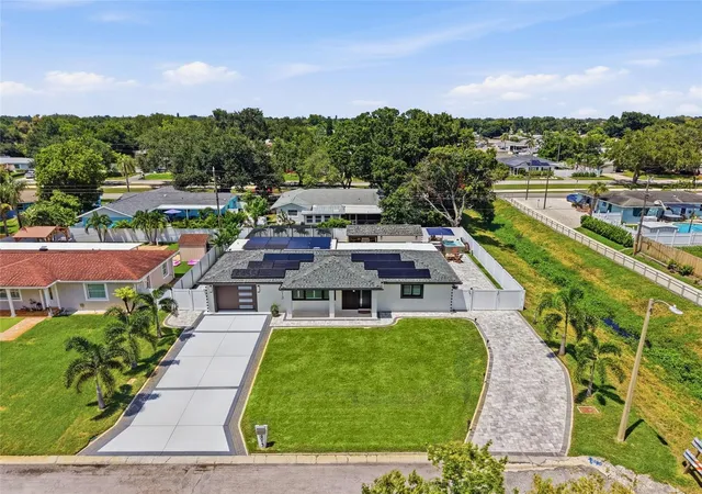Single family home for sale at 6013 45Th Ave N, KENNETH CITY, FL 33709 | MLS# TB8537277