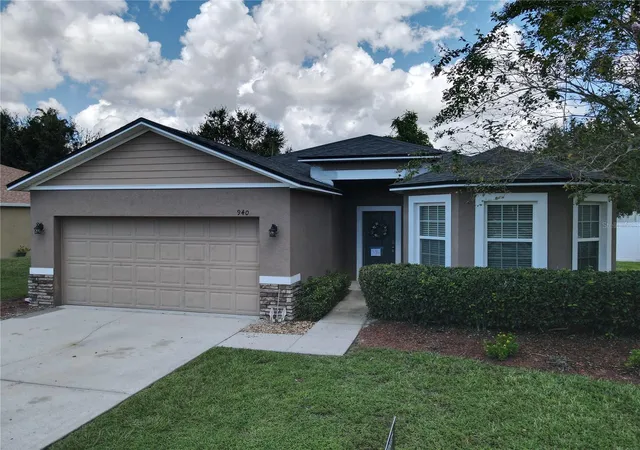 Photo 3 of Single family home for sale at 940 Fallbrooke Ave, Deltona, FL 32725 | MLS# G5116266 | Listing updated on 2026-09-14