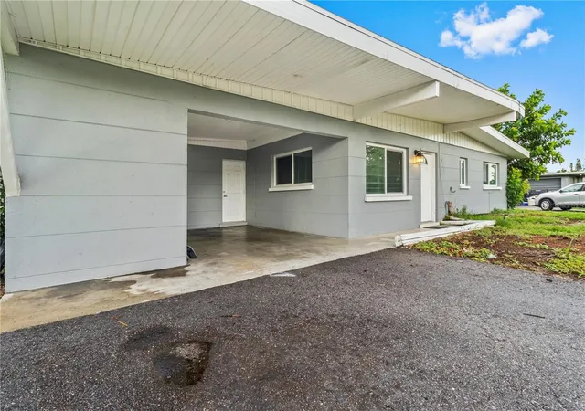 5th image of 5711 21St St W, Bradenton, FL 34207 | MLS# S5155315