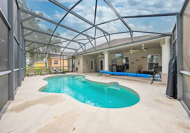 4th image of 2111 Eagleview Ct, Kissimmee, FL 34746 | MLS# O6432119