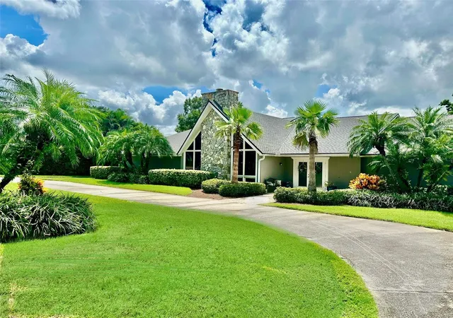 1st image of 514 Hillside Dr, Auburndale, FL 33823 | MLS# P4939552