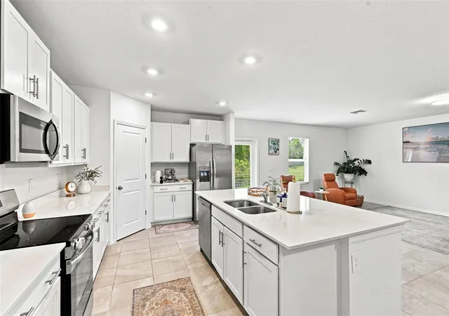 3rd image of 13969 Lilac Sky Ter, Bradenton, FL 34211 | MLS# TB8537291