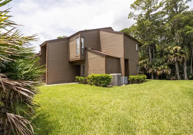 Photo 3 of Condo for sale at 9 Southbury Ct #9, Palm Coast, FL 32137 | MLS# FC320555 | Listing updated on 2026-10-09