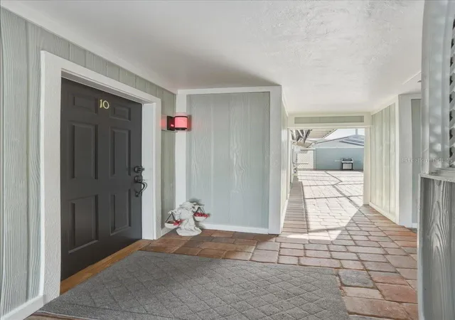 2nd image of 13730 Downing Ln #W-1, Fort Myers, FL 33919 | MLS# A4702514