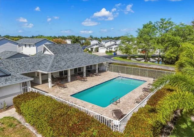 Photo 3 of Townhouse for sale at 13730 Downing Ln #W-1, Fort Myers, FL 33919 | MLS# A4702514 | Listing updated on 2026-08-10
