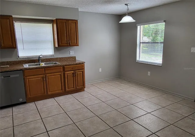 Listing Photo 5 - Condo for sale in building located at 787 Lincoln Pkwy, OVIEDO, FL 32765