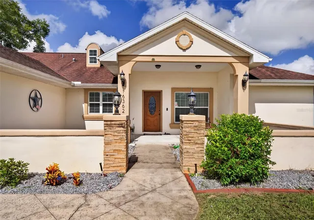 Photo 3 of Single family home for sale at 16362 Se 81st Terrace, Summerfield, FL 34491 | MLS# OM730052 | Listing updated on 2026-08-11