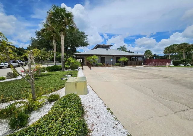 47th image of 367 Castlewood Ln, New Smyrna Beach, FL 32168 | MLS# NS1088952