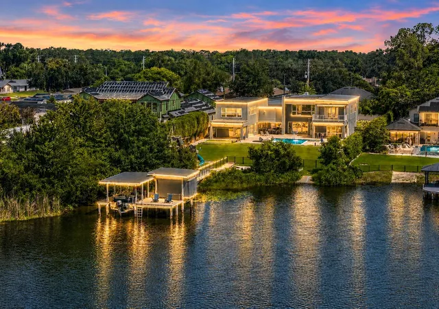 1st image of 8922 University Blvd, Orlando, FL 32817 | MLS# O6432145