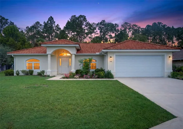 Photo 1 of Single family home for sale at 39 White House Dr, Palm Coast, FL 32164 | MLS# FC320558 | Listing updated on 2026-10-29