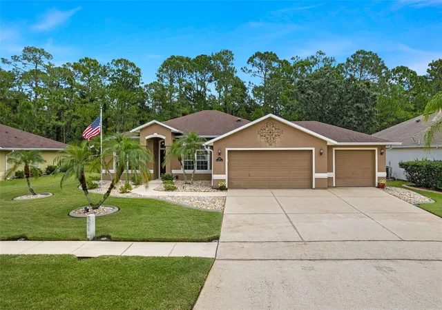 Photo 4 of Single family home for sale at 1903 Creekwater Blvd, Port Orange, FL 32128 | MLS# NS1088953 | Listing updated on 2026-10-03