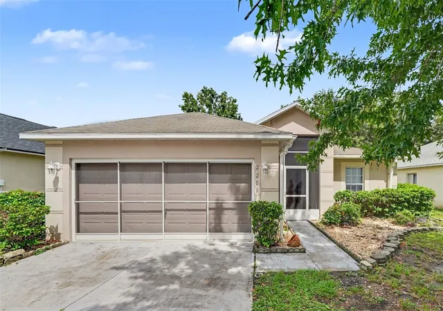 Photo 1 of Single family home for sale at 2208 Nicollett Way, Leesburg, FL 34748 | MLS# O6432153 | Listing updated on 2026-10-15
