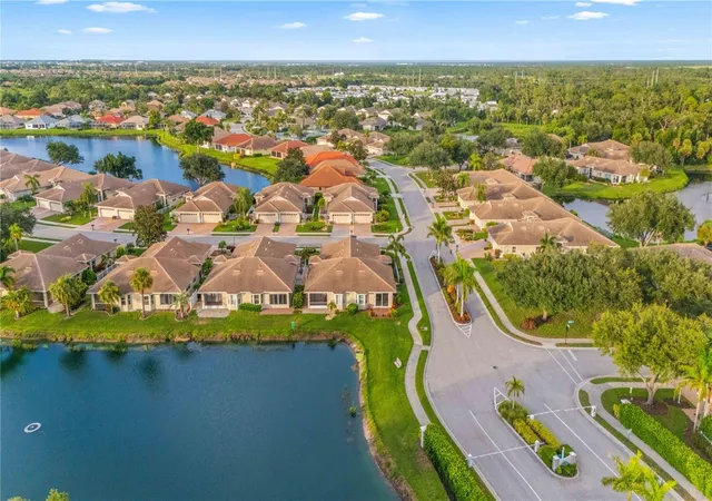 4th image of 1001 Topelis Dr, Englewood, FL 34223 | MLS# C7529410