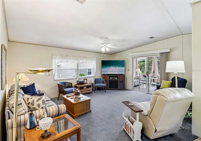 3rd image of 25120 Clifford Hl, Leesburg, FL 34748 | MLS# G5116272