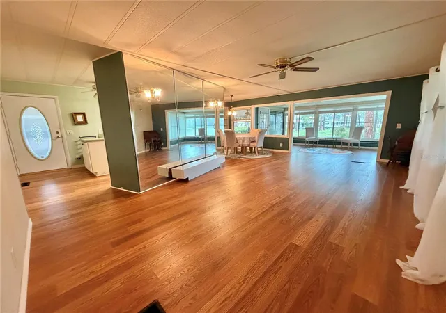 Photo 3 of Manufactured home for sale at 320 Palo Verde Dr, Leesburg, FL 34748 | MLS# G5116273 | Listing updated on 2026-09-23