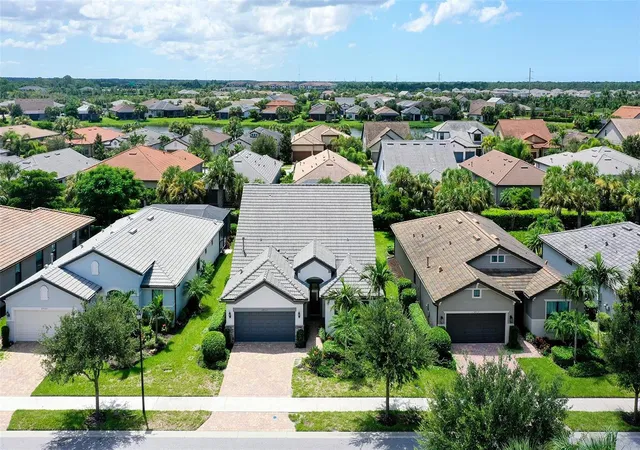 Photo 3 of Single family home for sale at 5721 Sweet Leaf Way, Sarasota, FL 34238 | MLS# A4702531 | Listing updated on 2026-09-21