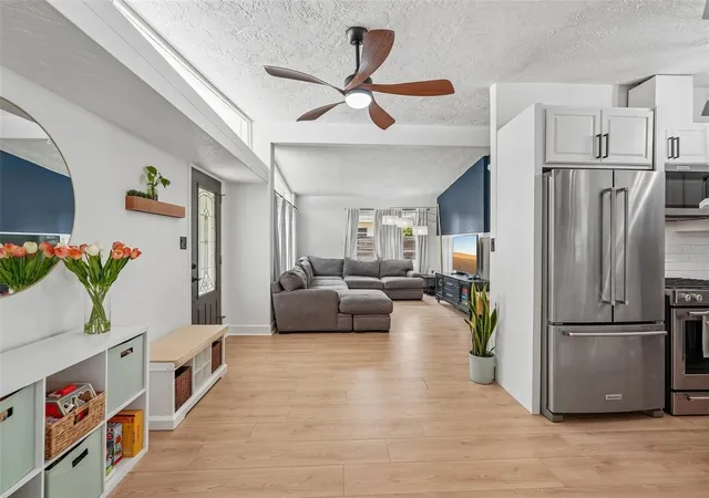 Photo 3 of Single family home for sale at 2406 Florida Blvd, Bradenton, FL 34207 | MLS# A4702534 | Listing updated on 2026-09-21