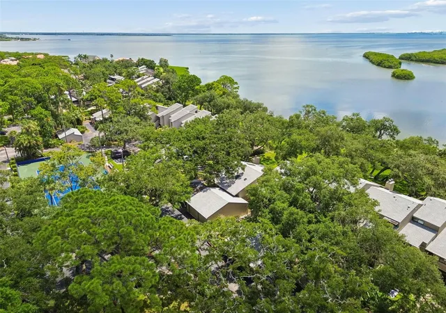 2nd image of 1111 N Bayshore Blvd, CLEARWATER, FL 33759