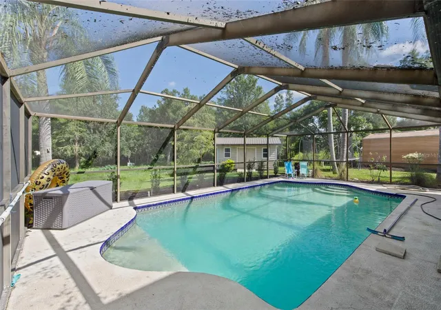 2nd image of 16126 Country Crossing Dr, Tampa, FL 33624 | MLS# TB8537364
