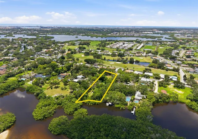 Land for sale at 6495 Burning Tree Dr, SEMINOLE, FL 33777 | MLS# TB8537365